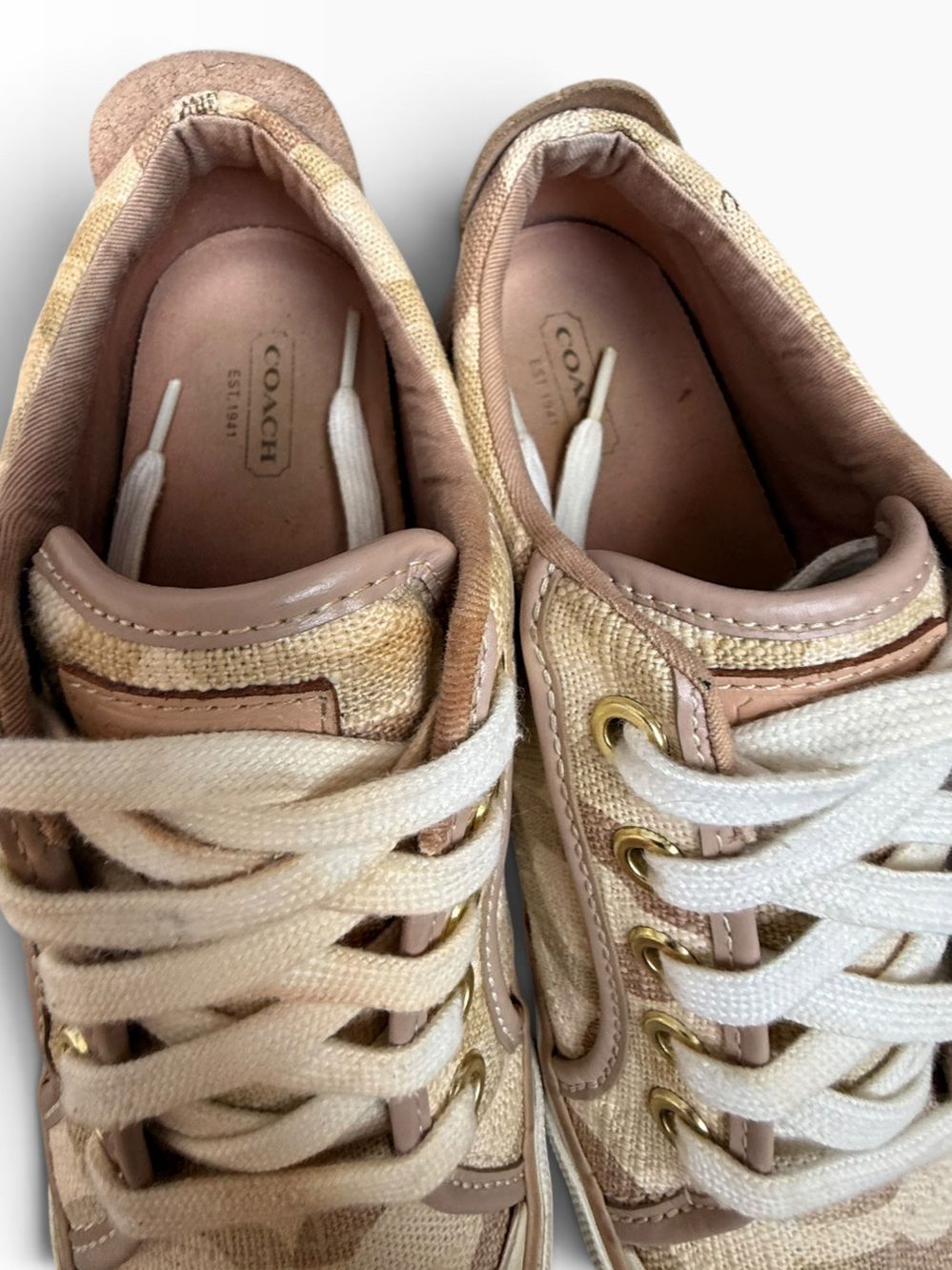 Coach Women’s Beige Barrett Signature Sneakers Shoes Size 7 - Picture 5 of 14